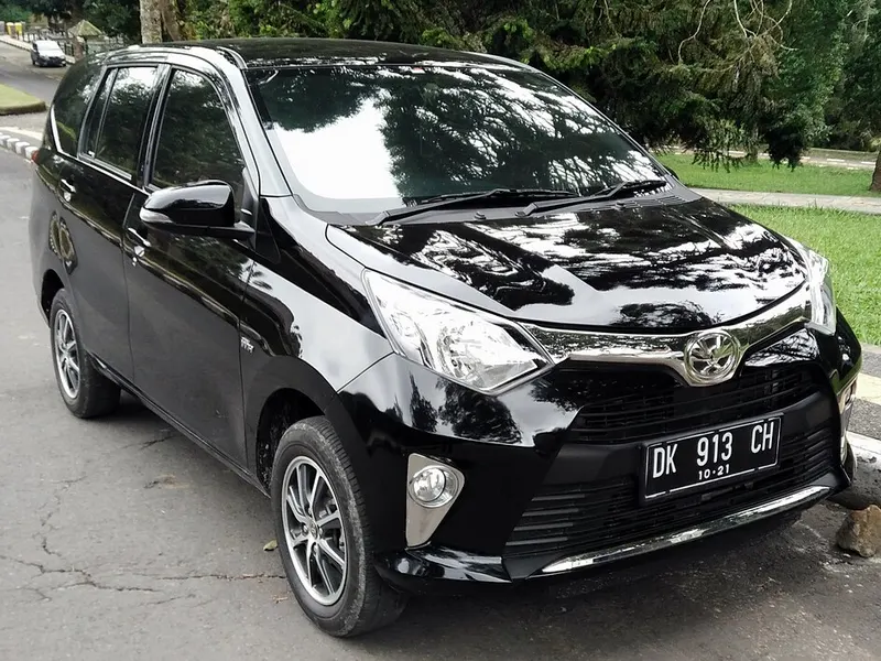Foto ilustrasi Toyota Calya E 2017 (model serupa, bukan unit yang diiklankan)
